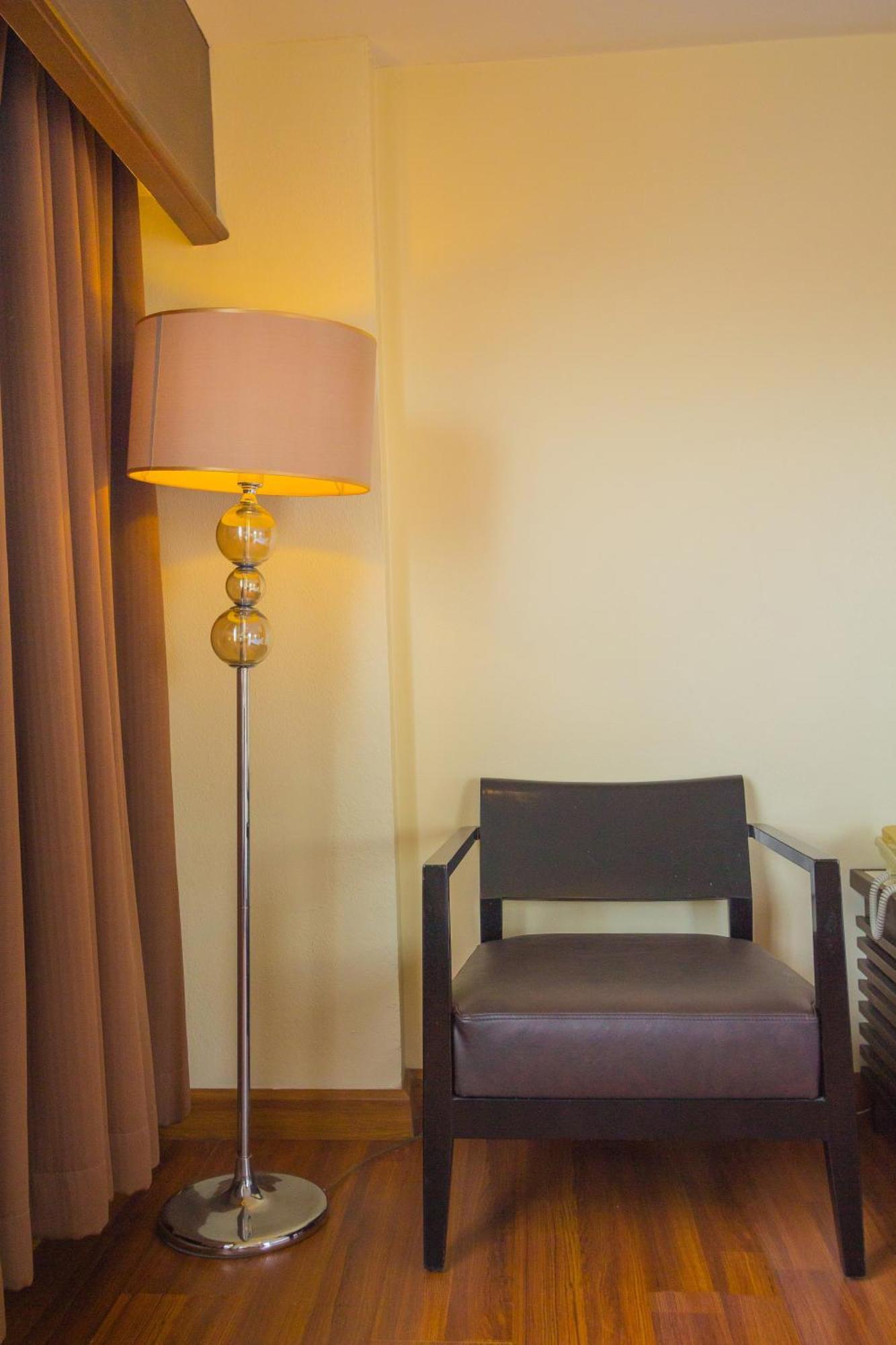 Mayflower Grande Hotel Chiang Mai Eksteriør billede