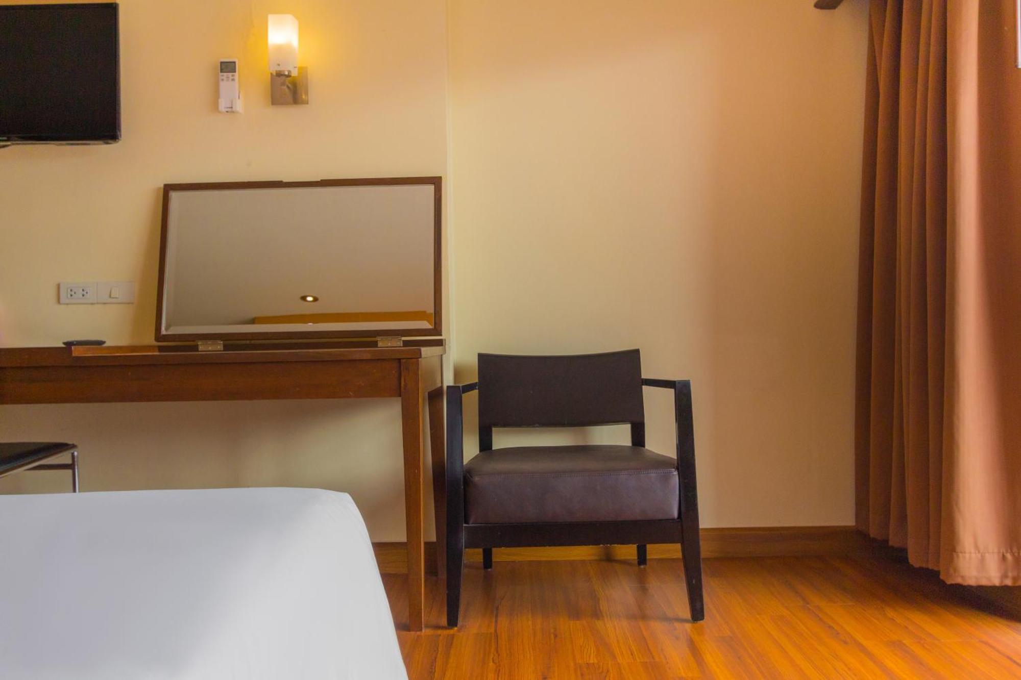 Mayflower Grande Hotel Chiang Mai Eksteriør billede