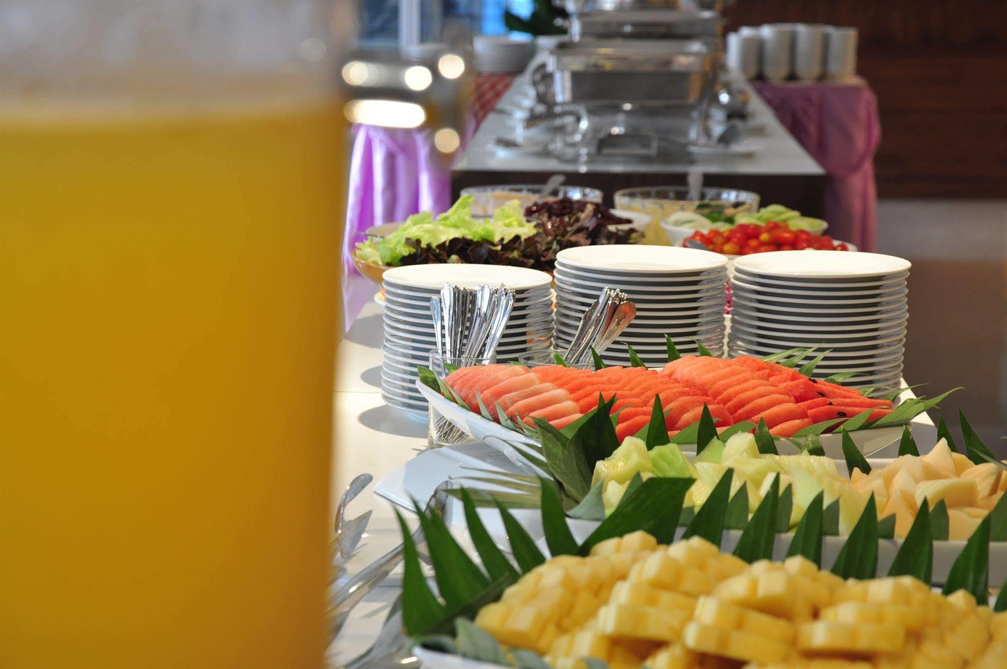 Mayflower Grande Hotel Chiang Mai Eksteriør billede
