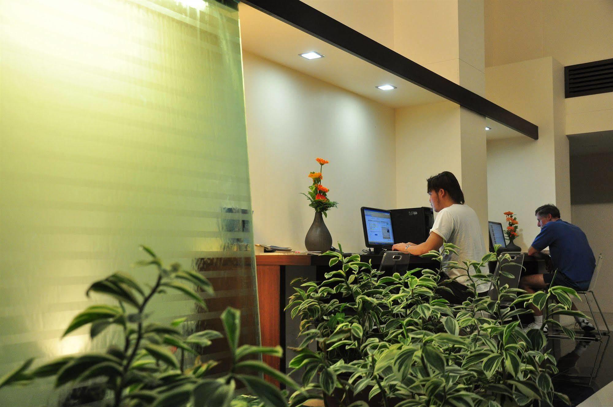 Mayflower Grande Hotel Chiang Mai Eksteriør billede